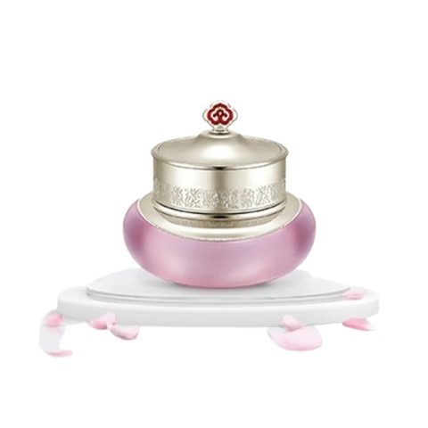 The history of Whoo Gongjinhyang Soo Intensive Hydrating Cream
