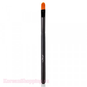 Y.E.T Concealer Brush